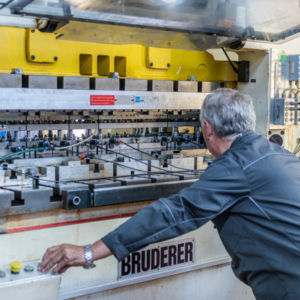 Wartung von Werkzeugen Wartung von Werkzeugen